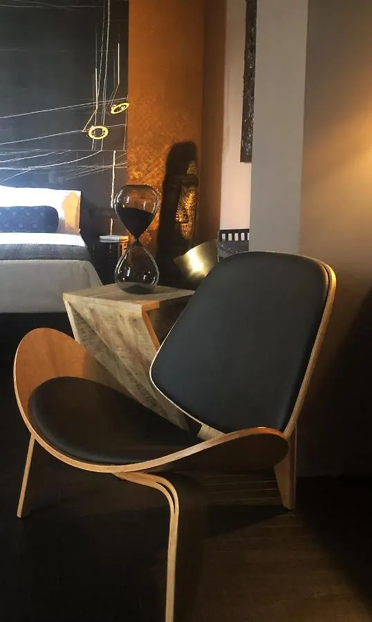 Bed and Breakfast binariouno Bologna 2*,  Italia